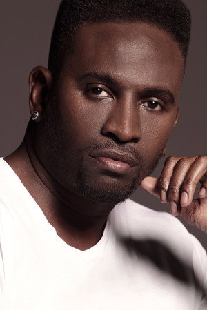 Cover image for Anwan Glover