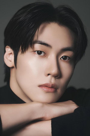 Cover image for Lee Seung-hyub