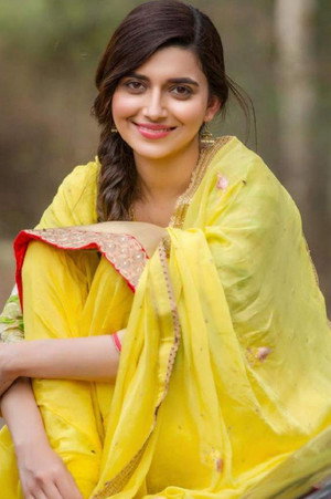 Cover image for Nimrat Khaira