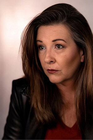 Cover image for Kelly Montgomery Hutchings