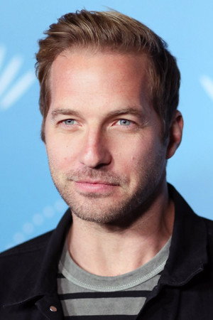 Cover image for Ryan Hansen