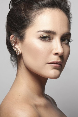 Cover image for Jessica Decote