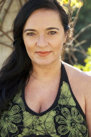 Cover image for Silvia Moore