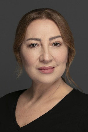 Cover image for Ayşegül Günay
