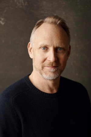 Cover image for Nicholas Tomnay