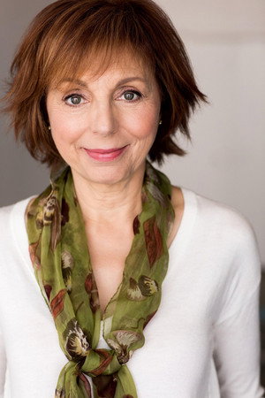 Cover image for Nancy Linari