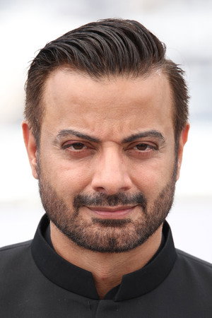 Cover image for Rahul Bhat