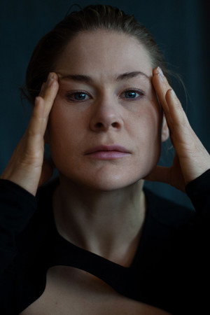 Cover image for Emma Broomé