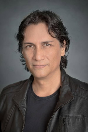 Cover image for Carlos Diehz