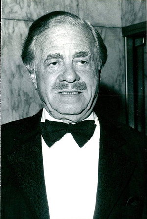 Cover image for Nat Cohen