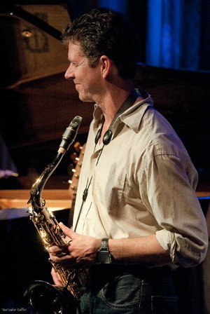 Cover image for Brice Winston