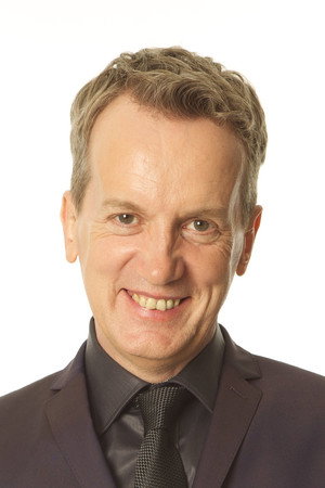 Cover image for Frank Skinner
