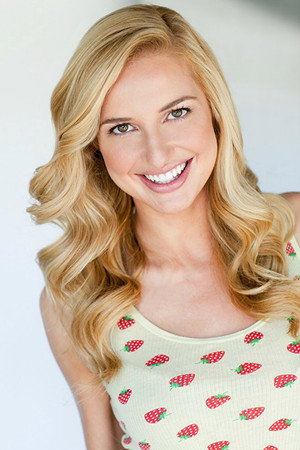 Cover image for Amy Holt
