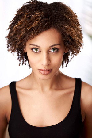 Cover image for Kyana Teresa