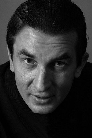Cover image for Александр Андриенко