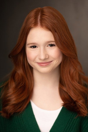 Cover image for Daphne Hoskins