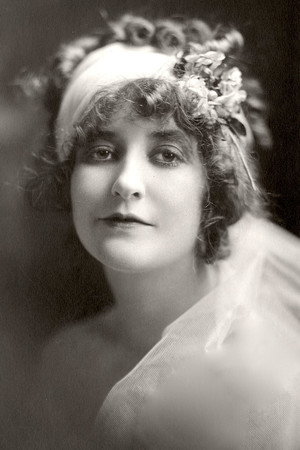 Cover image for Rhea Mitchell