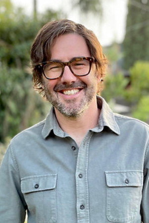Cover image for Andrew McAllister
