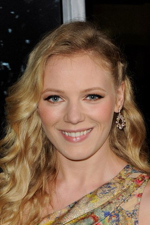 Cover image for Emma Bell