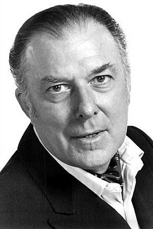 Cover image for Michael Evans