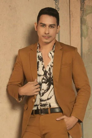 Cover image for Paolo Gumabao