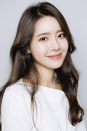 Cover image for Jeong Sin-hye
