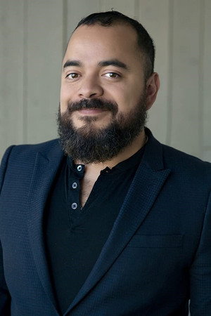 Cover image for Eduardo Cisneros