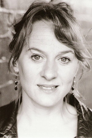Cover image for Niamh Cusack