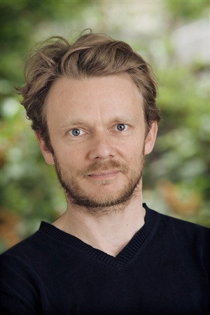 Cover image for Benoît Giros