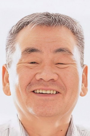 Cover image for 윤삼육