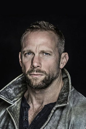 Cover image for Gavin Fox