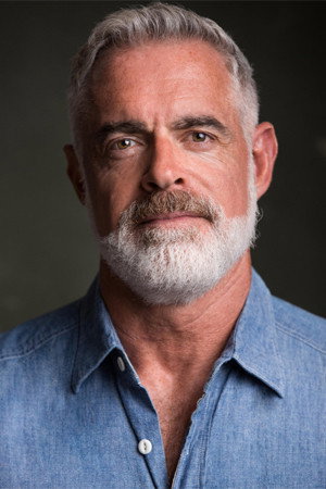 Cover image for Rich Burns