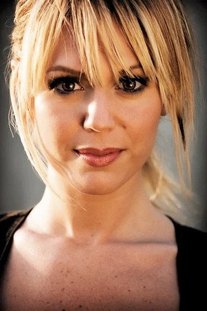 Cover image for Lisa Rieffel