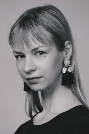 Cover image for Laura Raud