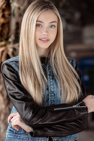 Cover image for Jessica Treska