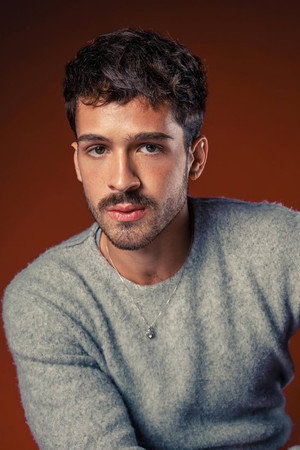Cover image for João Guilherme Ávila