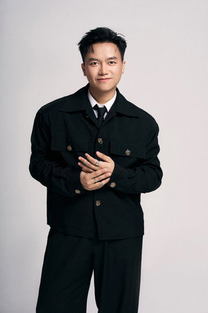 Cover image for Bùi Công Nam