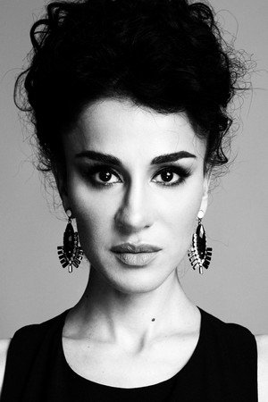 Cover image for Layla Alizada