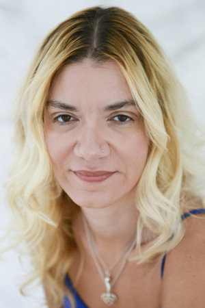 Cover image for Genoveva Rossi