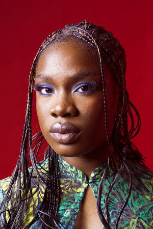 Cover image for Vivian Oparah