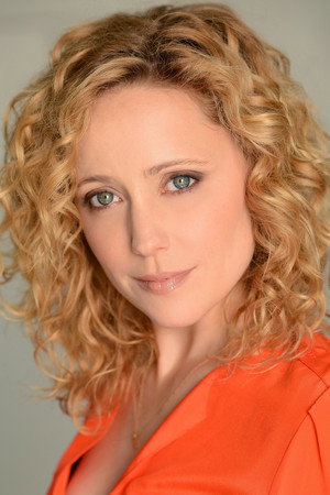 Cover image for Annie Tedesco