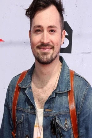 Cover image for Dustin Belt
