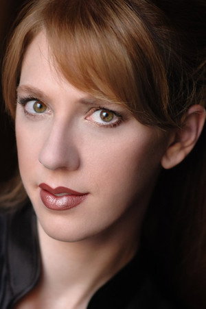 Cover image for Kelly Erin Decker