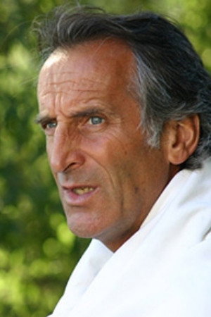 Cover image for Manuel Teran
