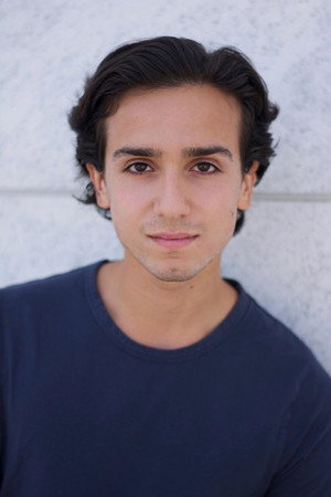 Cover image for Julian Elia