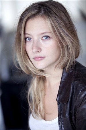 Cover image for Astrid Roos
