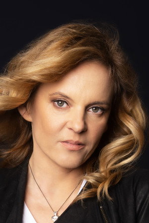 Cover image for Ewa Piaskowska