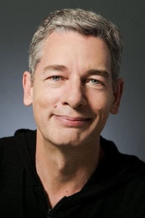 Cover image for Simon Moore