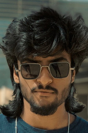 Cover image for Shadhiboo