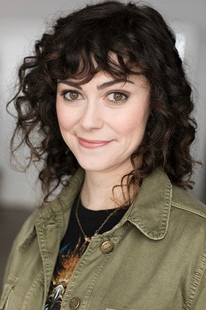 Cover image for Amanda Troop